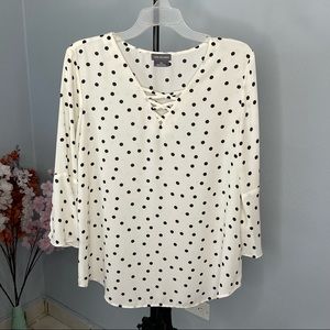 Van Heusen white with black dots blouse, M